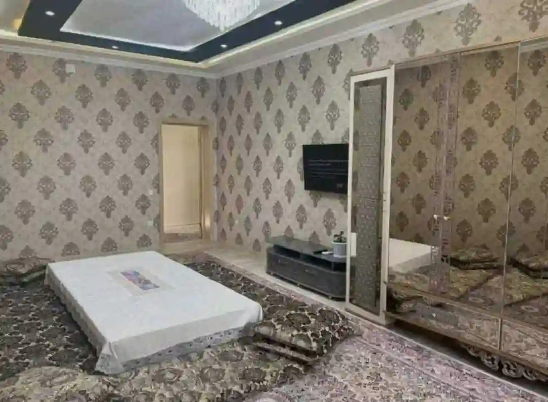 3-к квартира, 2 этаж, 110 м², Сино