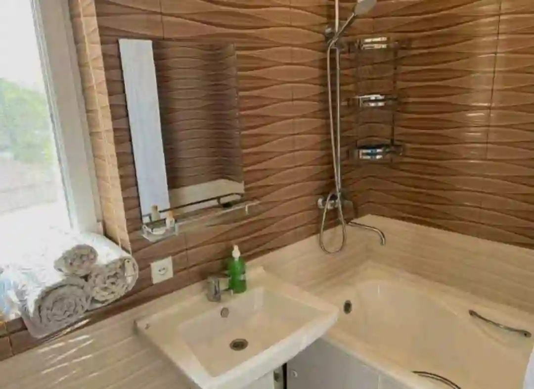 3-к квартира, 2 этаж, 110 м², Сино