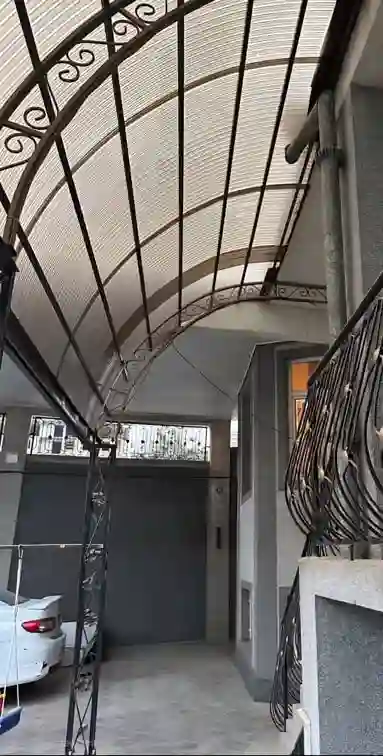 Навес на болтах. самовывоз