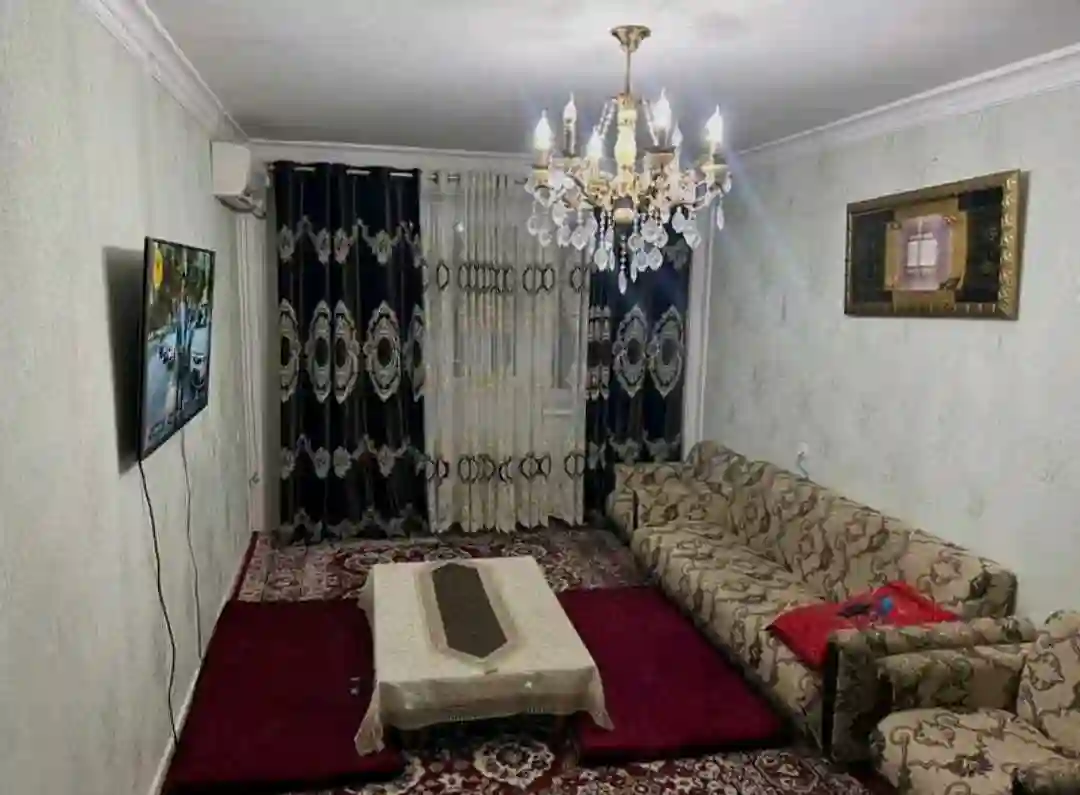 4-к квартира, 2 этаж, 90 м², Худжанд