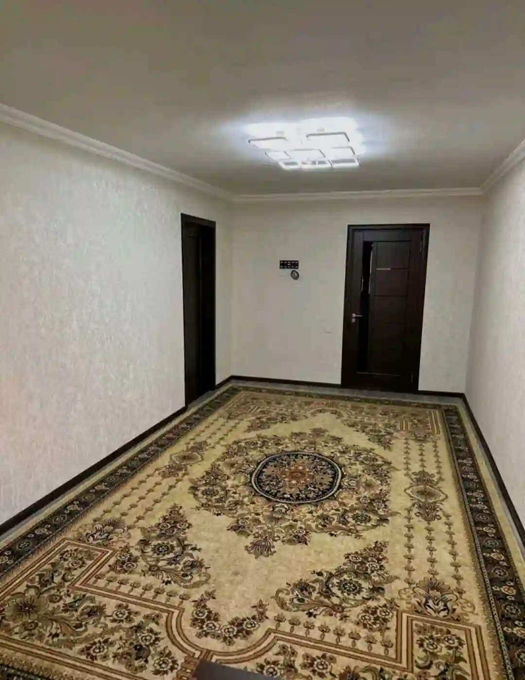 4-к квартира, 3 этаж, 85 м², Худжанд