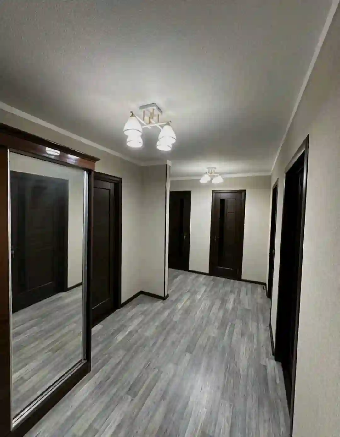 4-к квартира, 3 этаж, 85 м², Худжанд