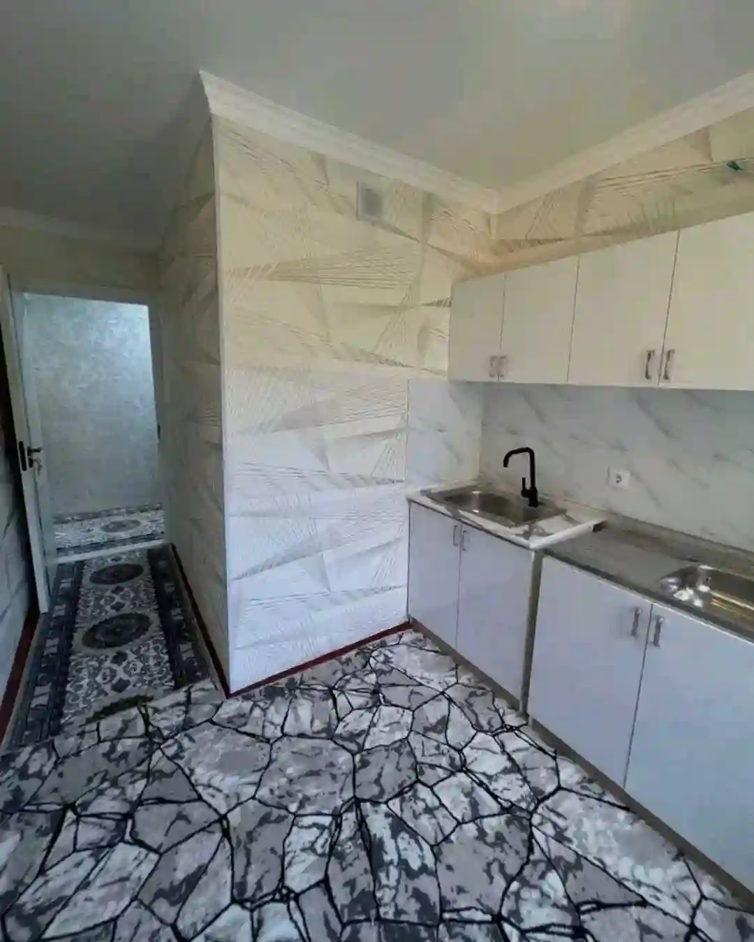 2-к квартира, 1 этаж, 50 м², Худжанд