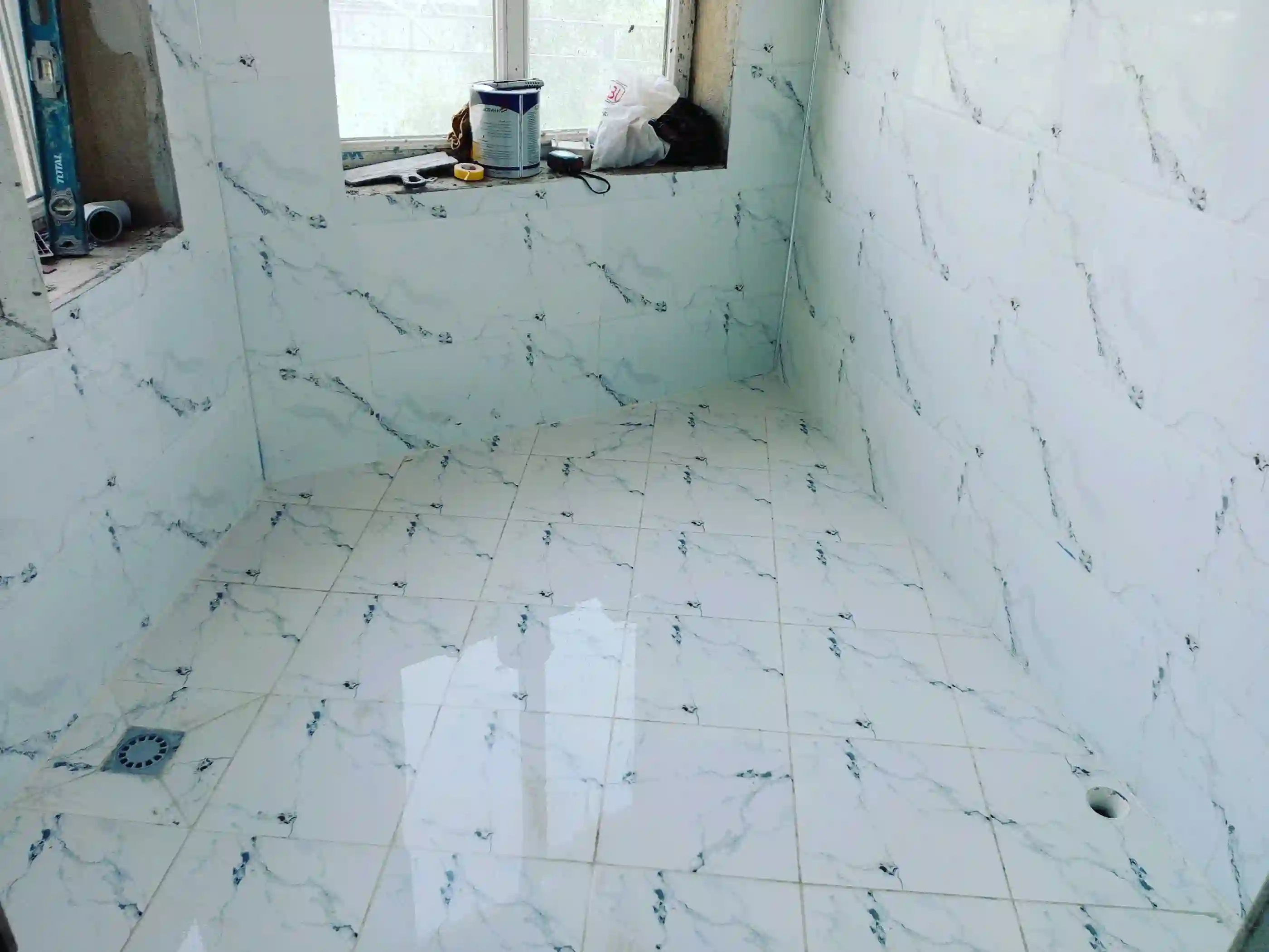 устой кафел 