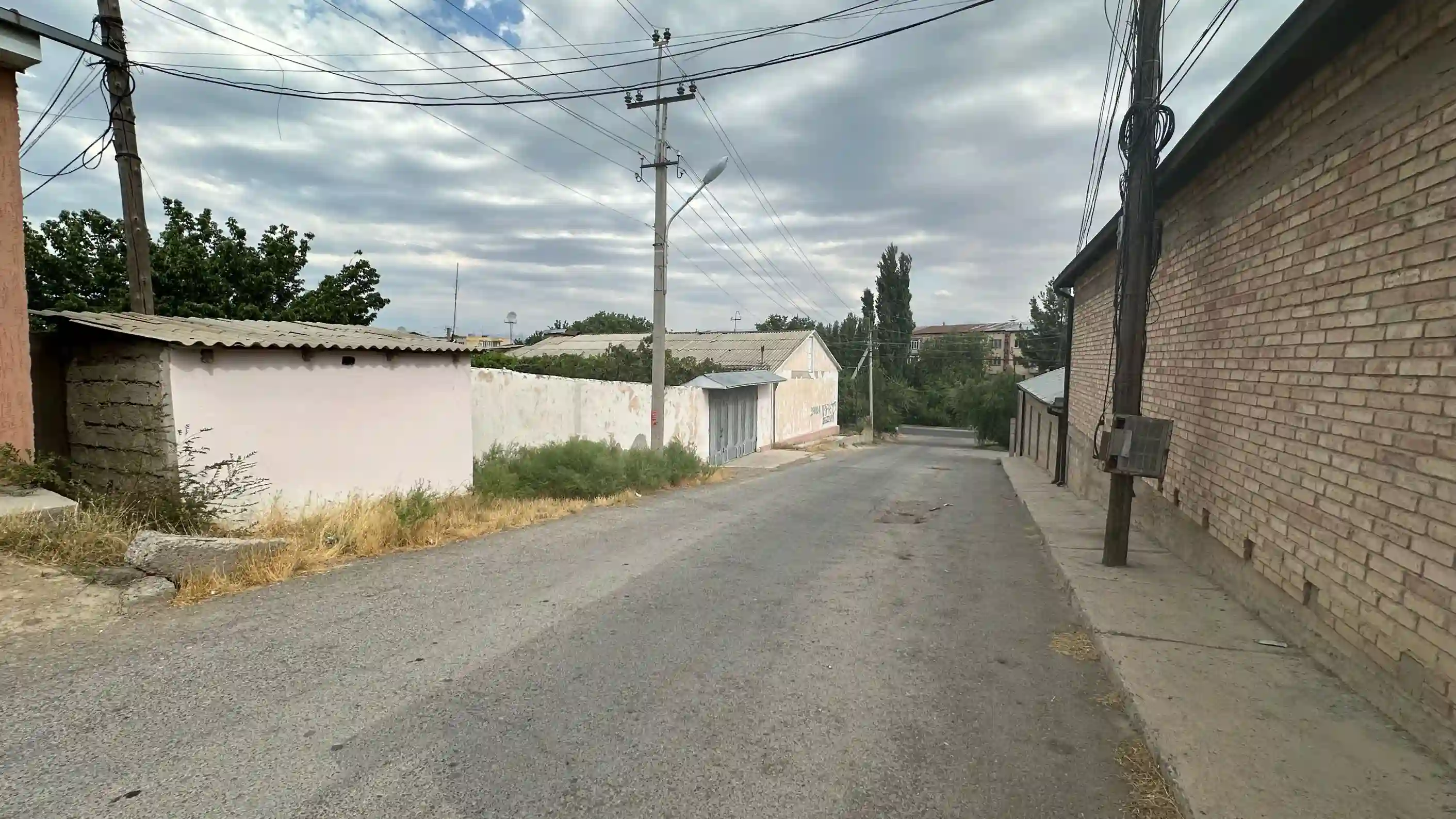 1 этажный, 6-комн. дом, 6 м²,  соток, кайроккум