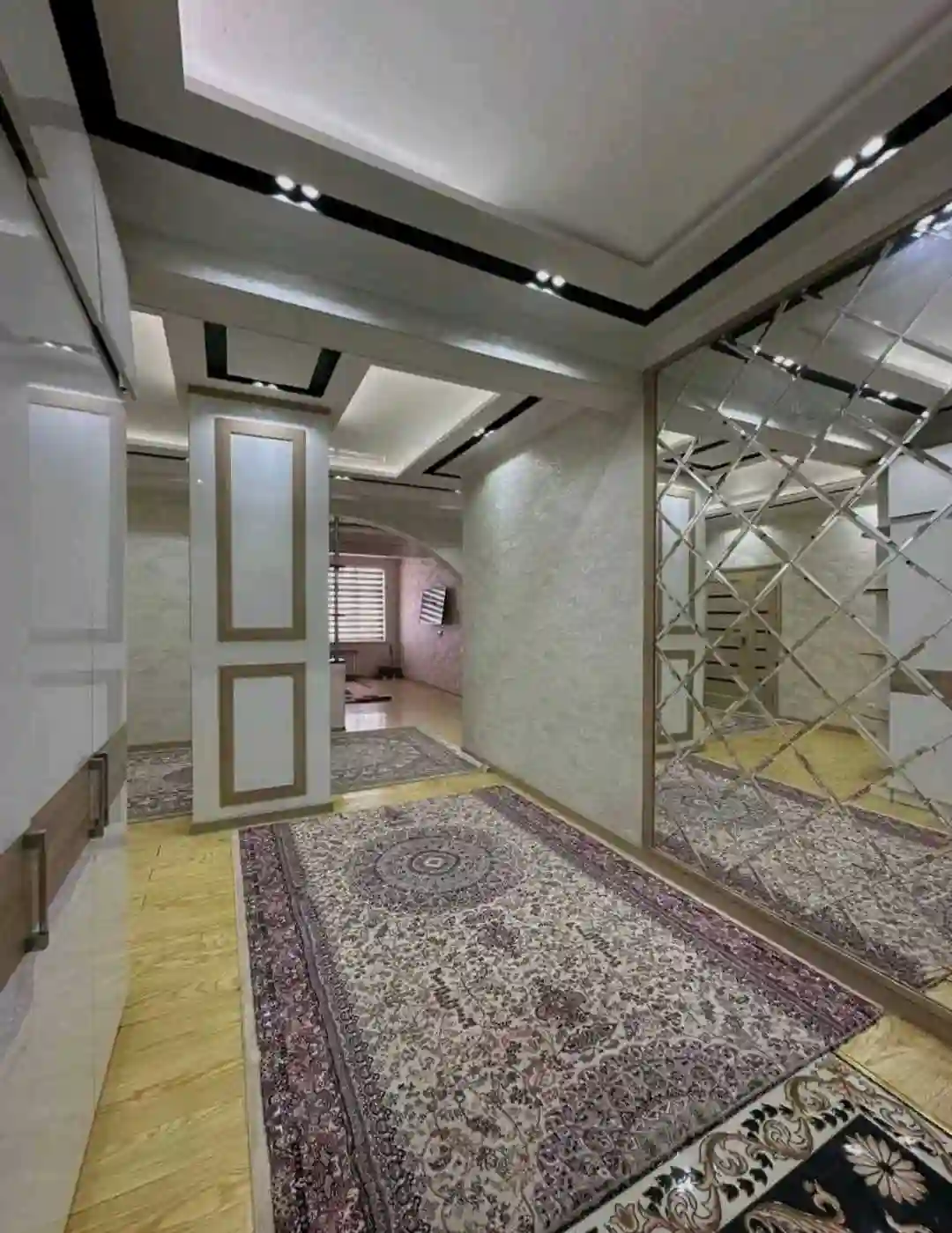 3-к квартира, 11 этаж, 165 м², Фирдавси