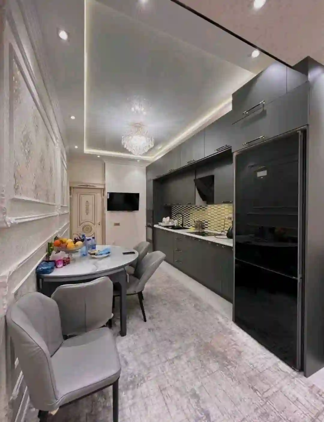 2-к квартира, 6 этаж, 93 м², Сино