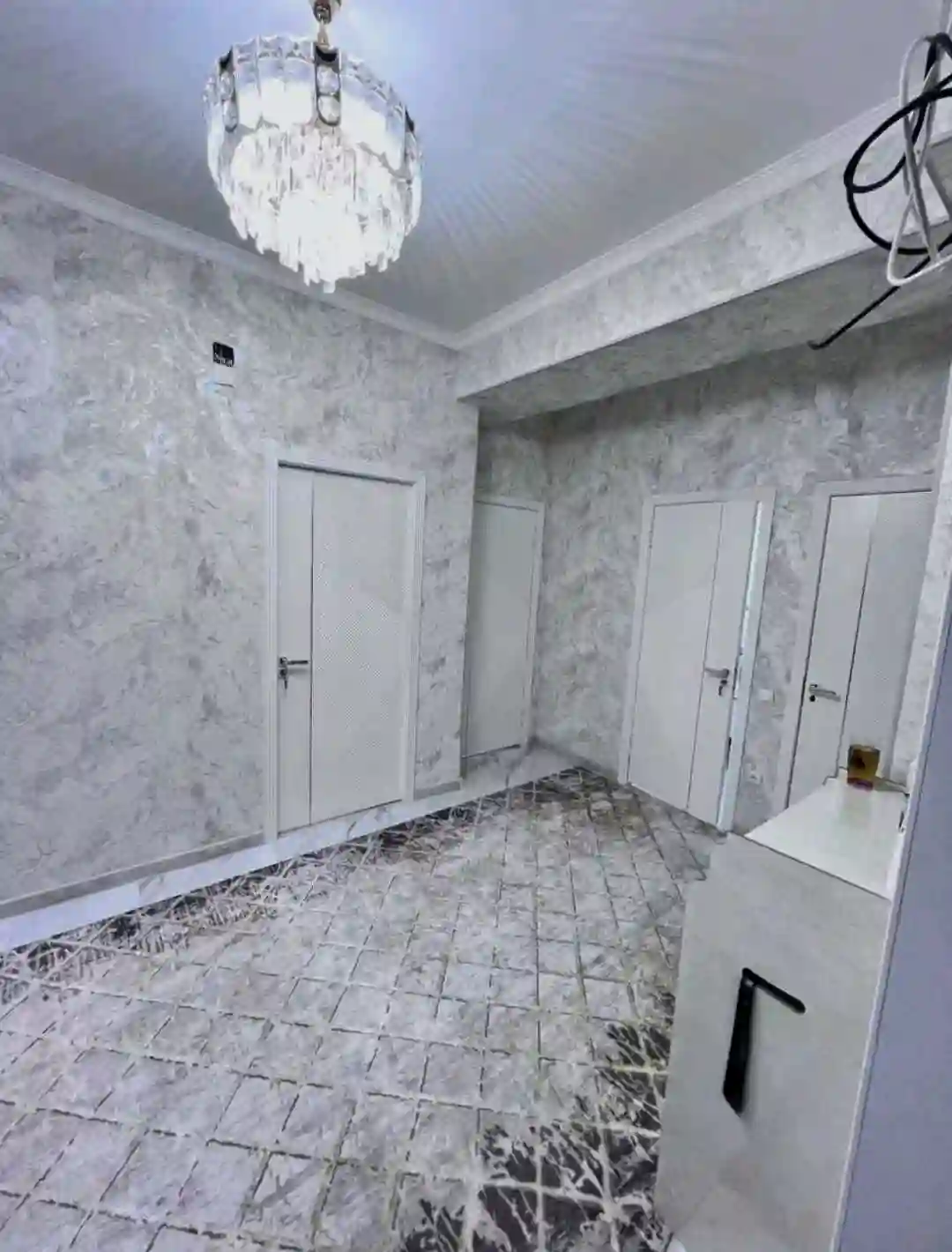2-к квартира, 18 этаж, 47 м², Шохмансур