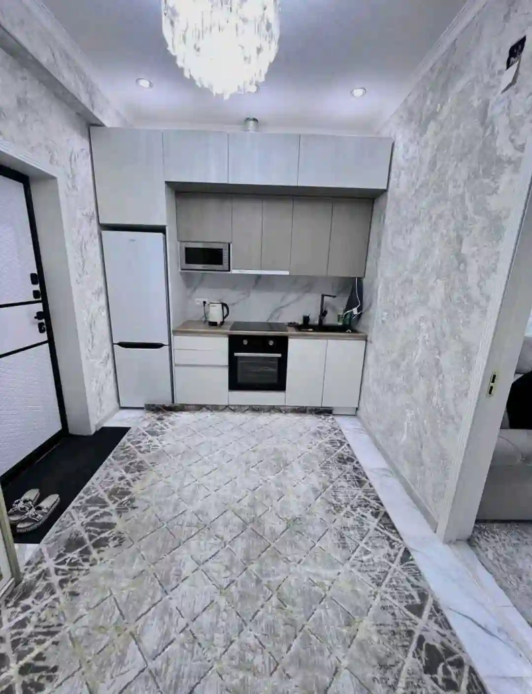 2-к квартира, 18 этаж, 47 м², Шохмансур