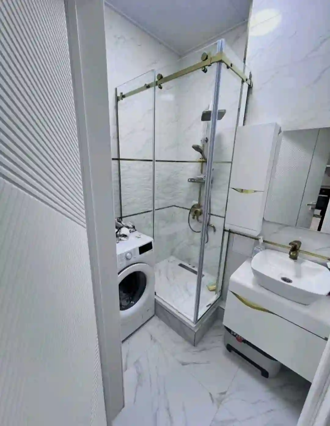 2-к квартира, 18 этаж, 47 м², Шохмансур