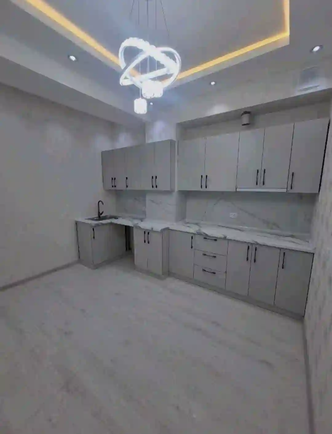 2-к квартира, 9 этаж, 70 м², Сино