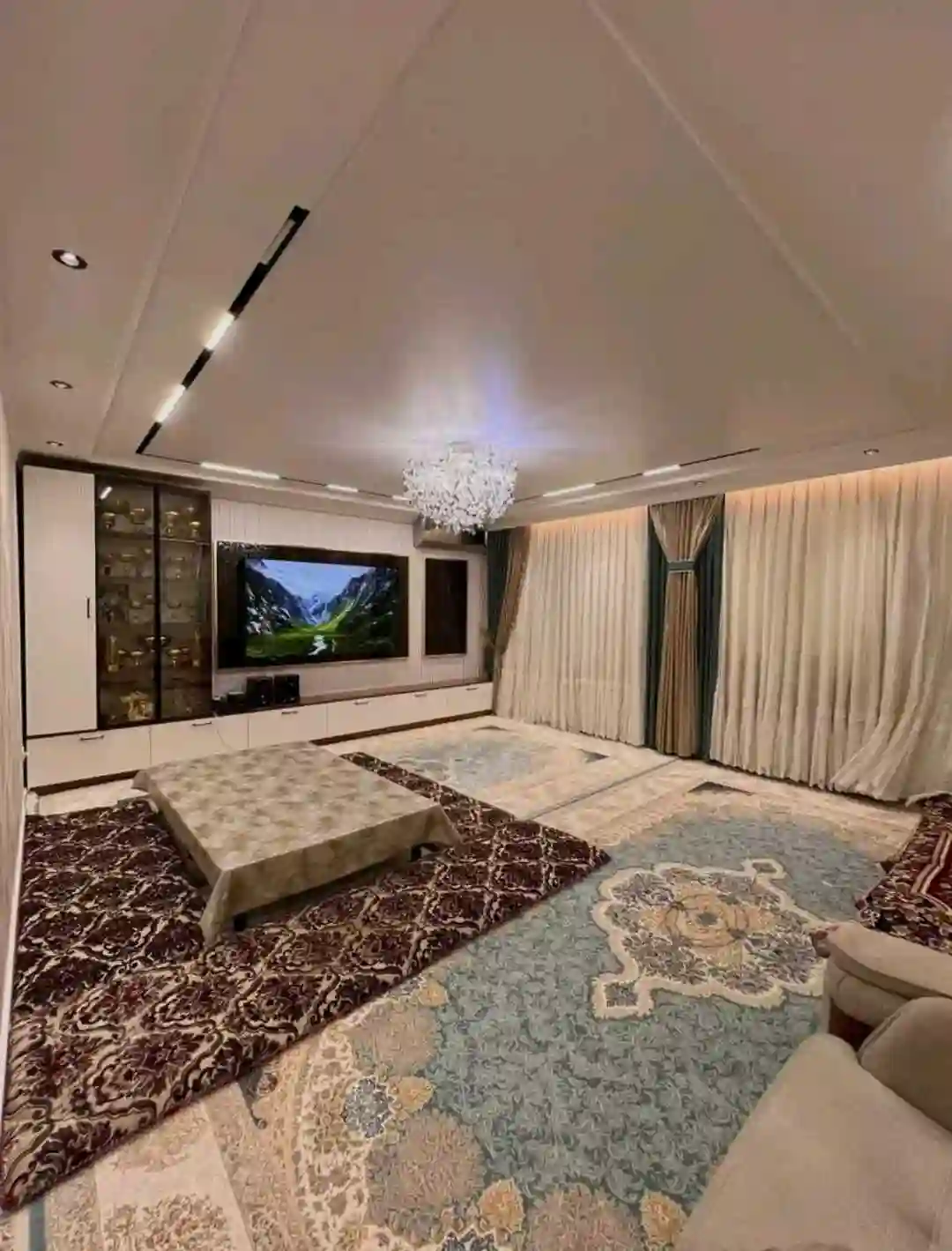 4-к квартира, 3 этаж, 82 м², Сино
