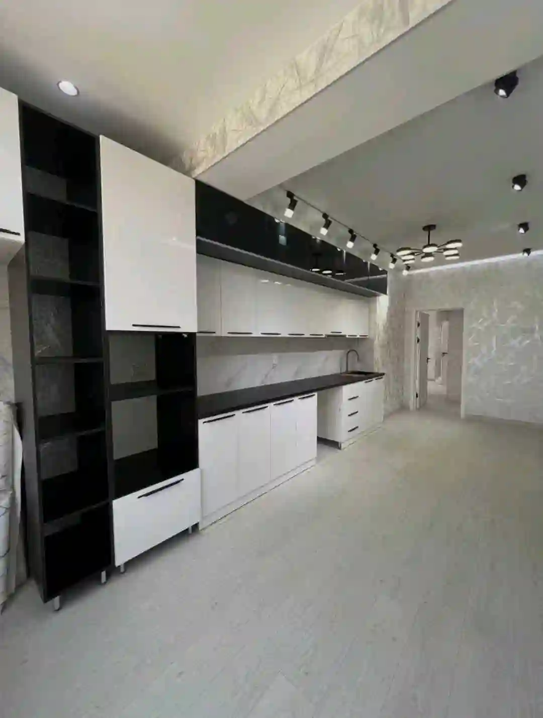 3-к квартира, 7 этаж, 107 м², Сино