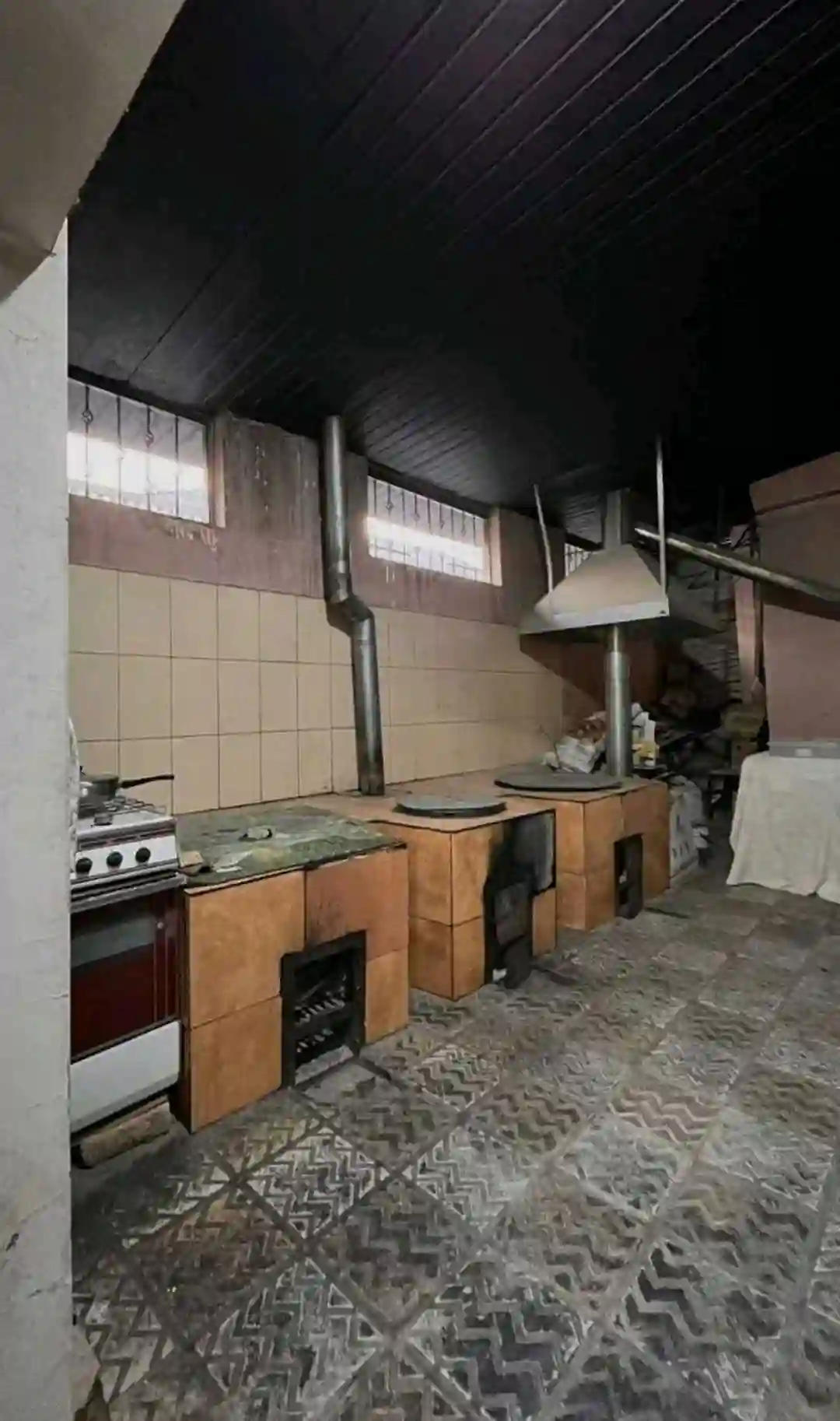1 этажный, 6-комн. дом, 3652 м², 5 соток, Фирдавси