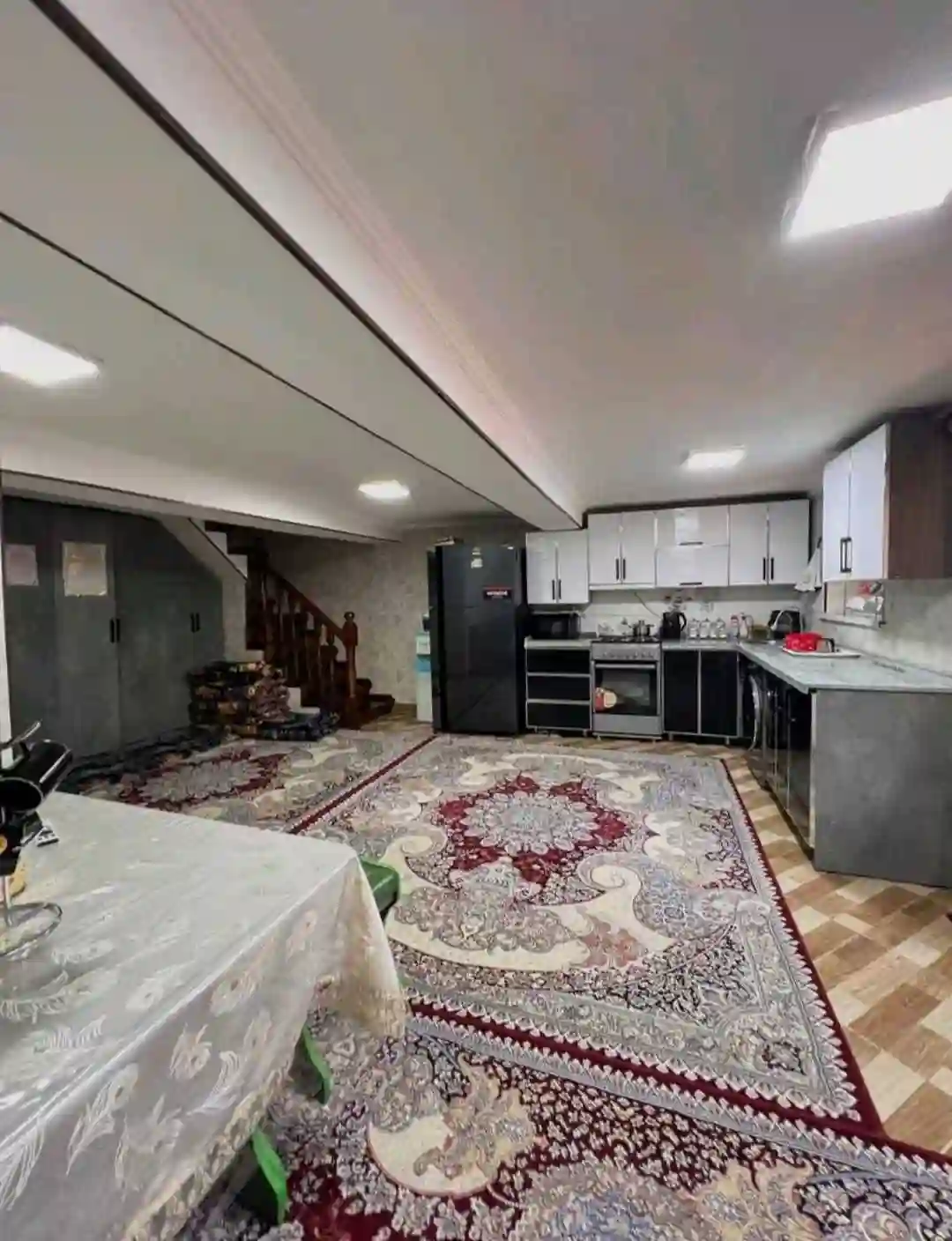 2 этажный, 4-комн. дом, 1342 м², 2 соток, Фирдавси