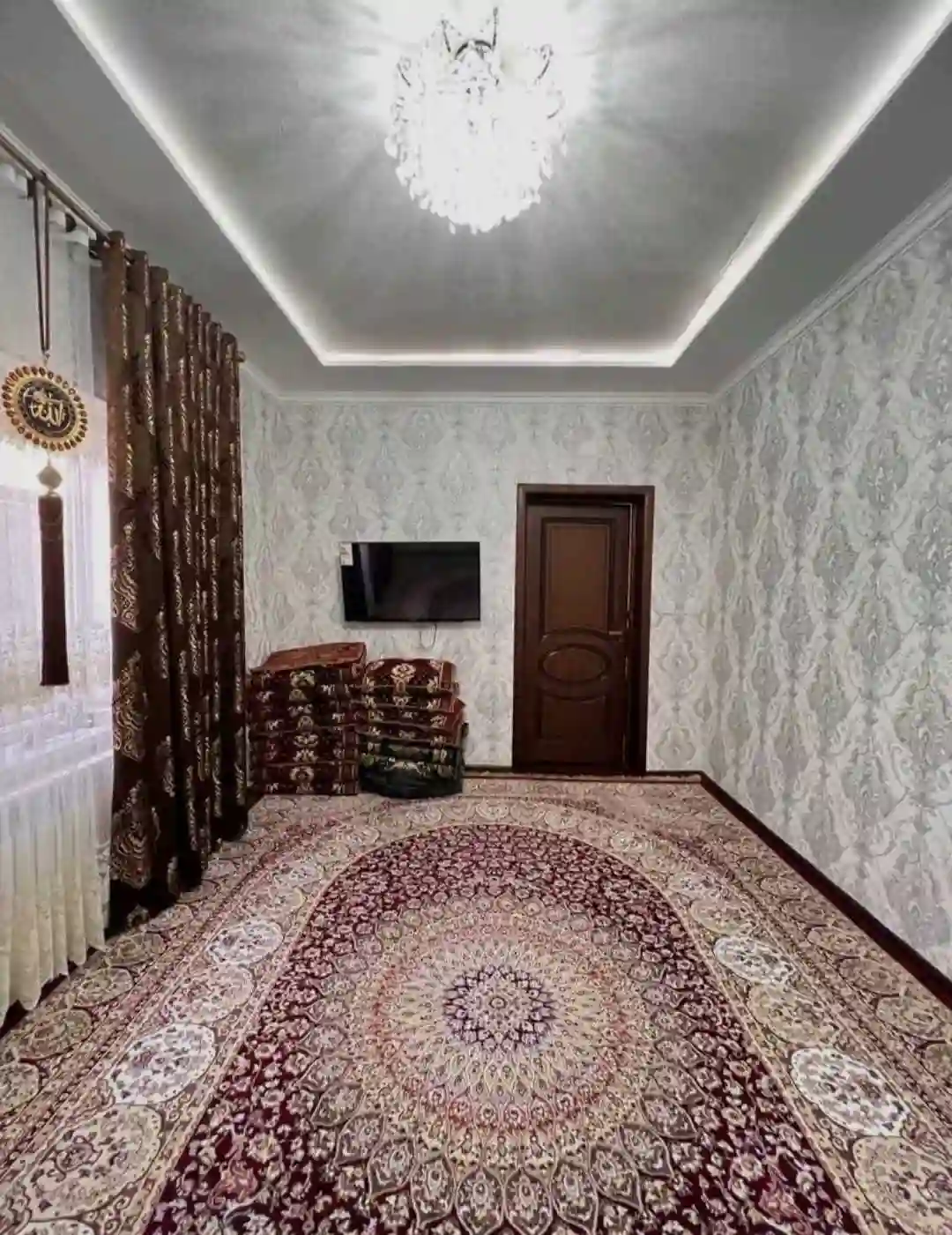 2 этажный, 4-комн. дом, 1342 м², 2 соток, Фирдавси
