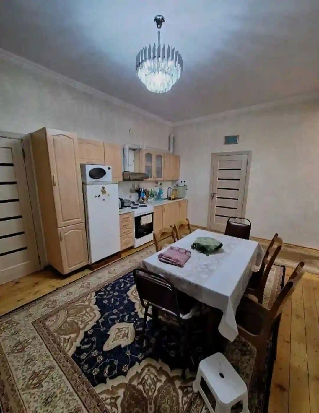 3-к квартира, 2 этаж, 97.2 м², Исмоил Сомони