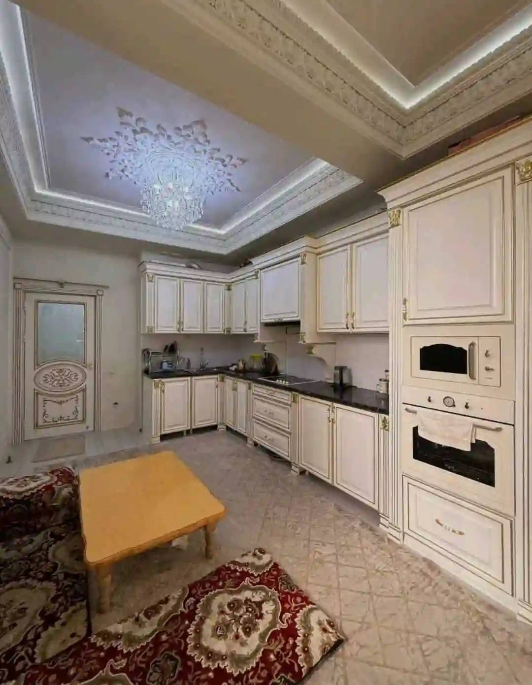2-к квартира, 13 этаж, 92 м², Шохмансур