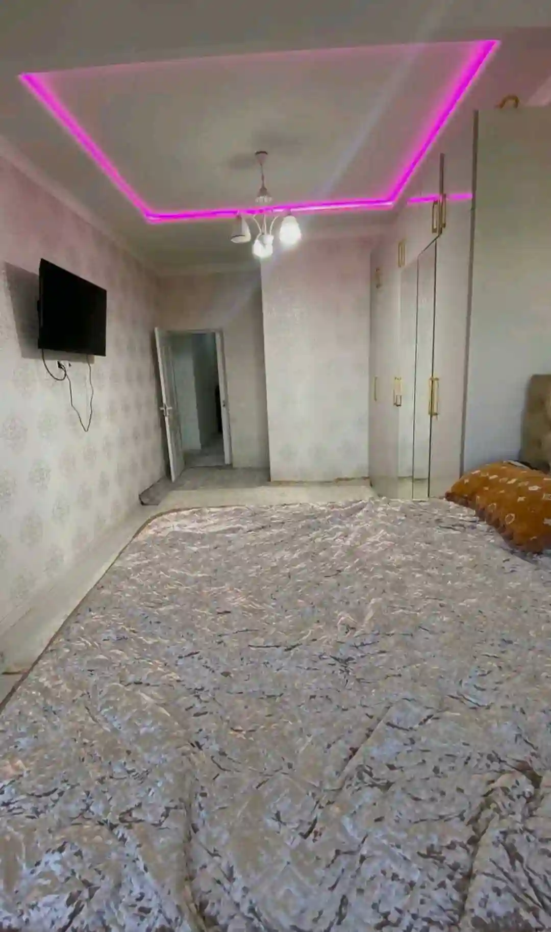3-к квартира, 11 этаж, 78 м², Фирдавси