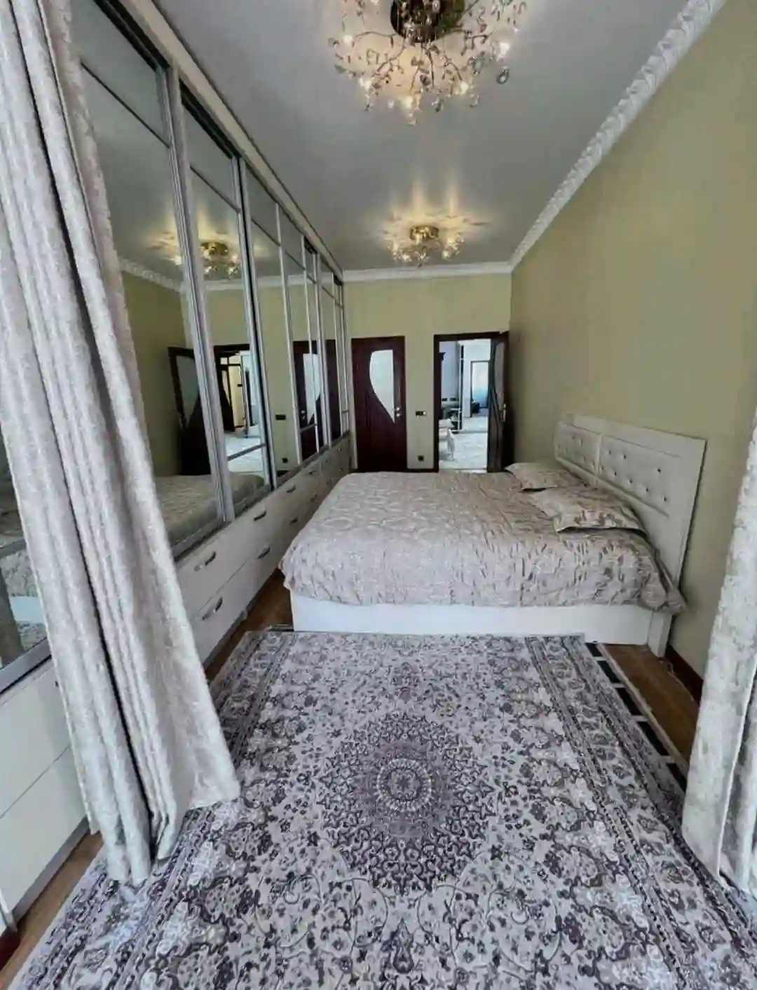 5-к квартира, 3 этаж, 215 м², Исмоил Сомони