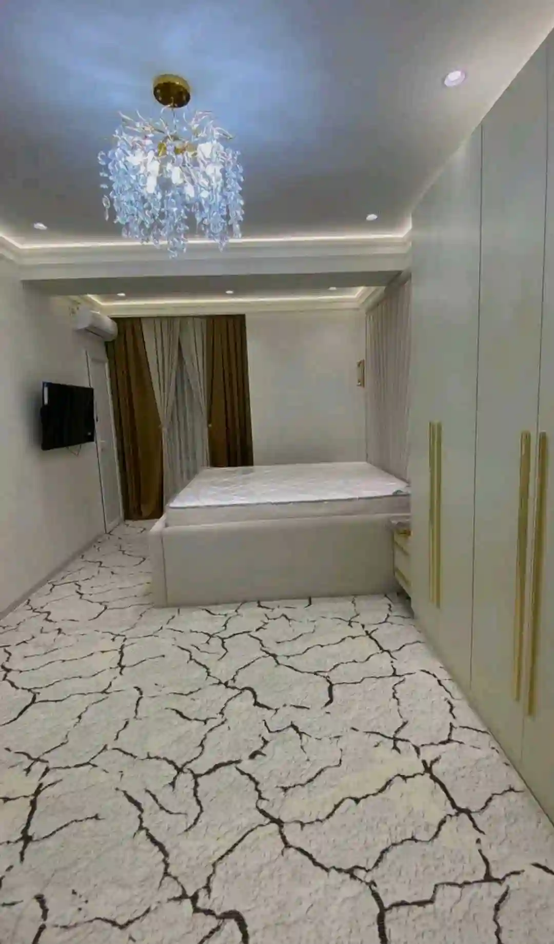 3-к квартира, 6 этаж, 95 м², Шохмансур