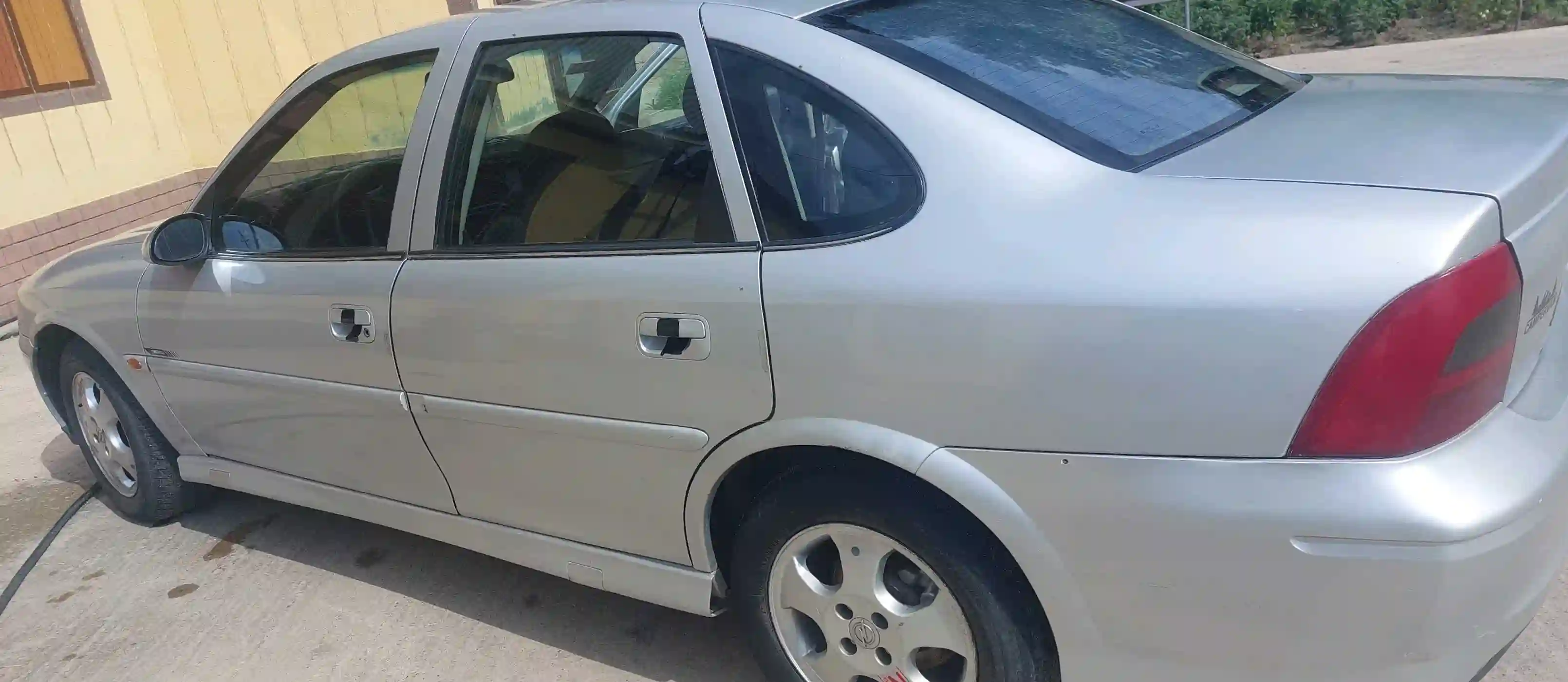 Opel Vectra b 1998 — миниатюра 4
