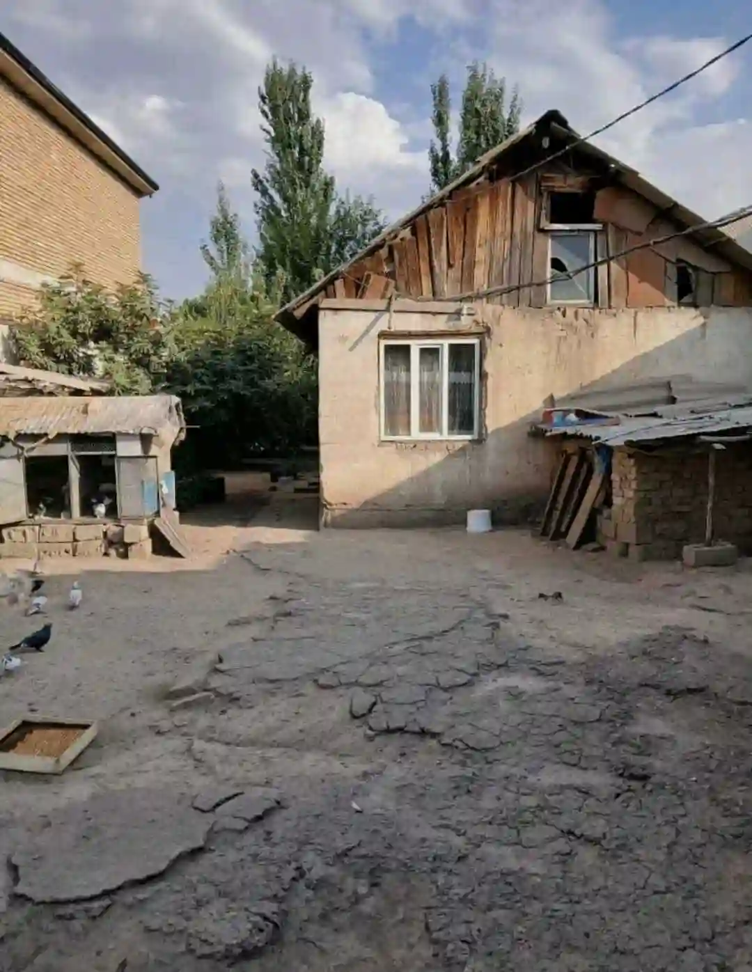 1 этажный, 4-комн. дом, 702 м², 7 соток, Сино, Чортут