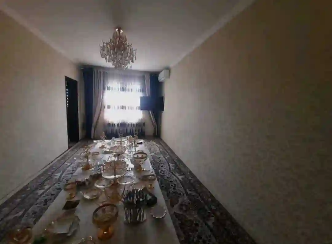 2 этажный, 5-комн. дом, 1202 м², 5 соток, Фирдавси, Поёни Корвон
