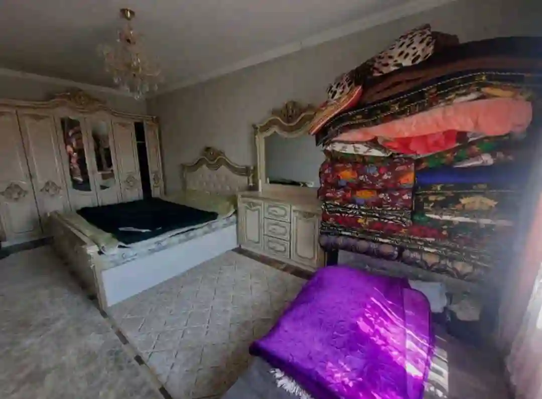 2 этажный, 5-комн. дом, 1202 м², 5 соток, Фирдавси, Поёни Корвон