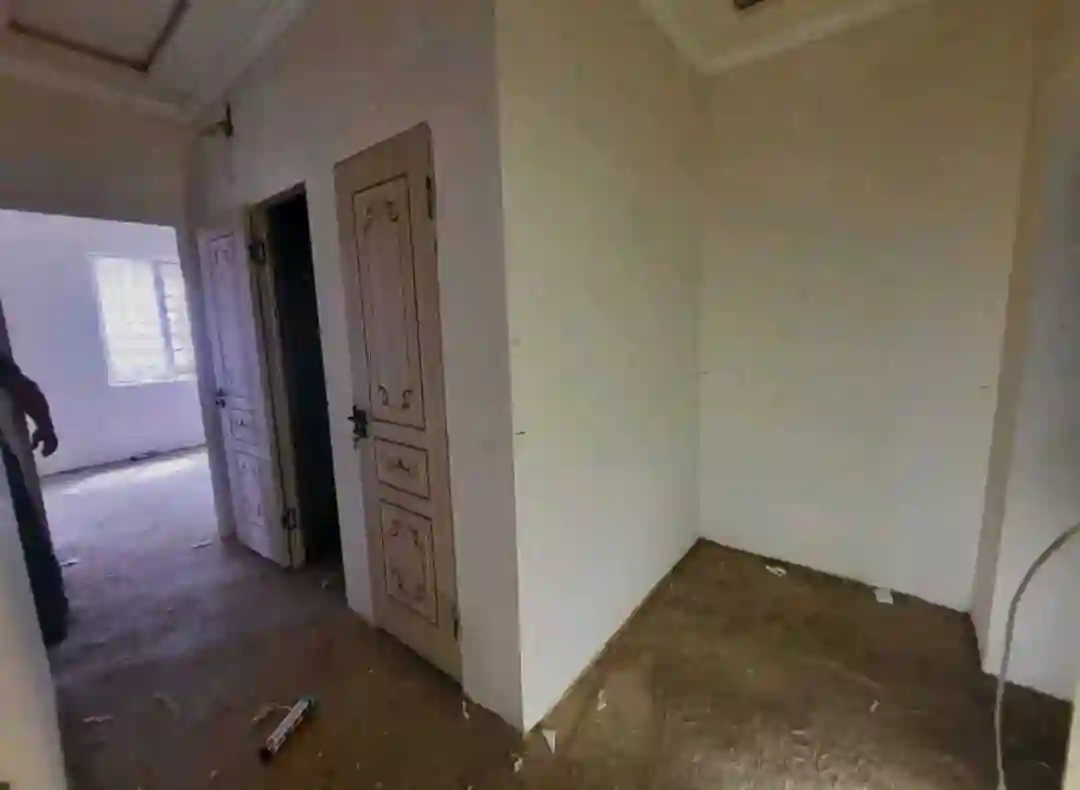 2-к квартира, 2 этаж, 50 м², Фирдавси