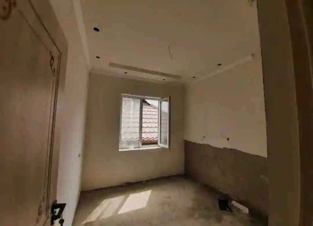 2-к квартира, 2 этаж, 50 м², Фирдавси