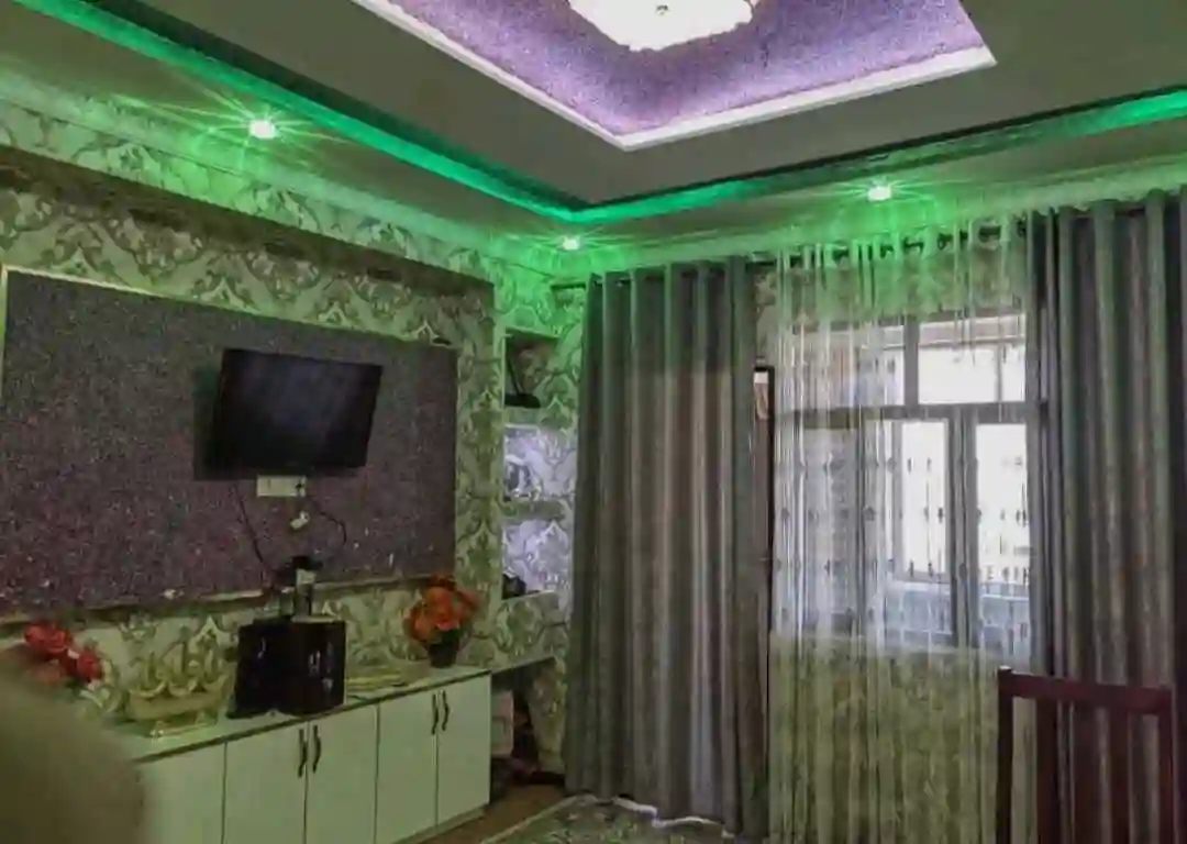 2-к квартира, 4 этаж, 60 м², Сино