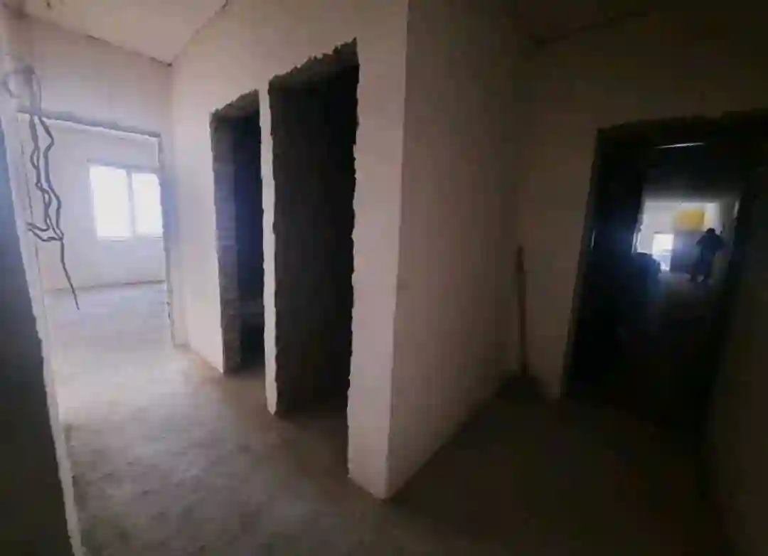 2-к квартира, 1 этаж, 52 м², Фирдавси