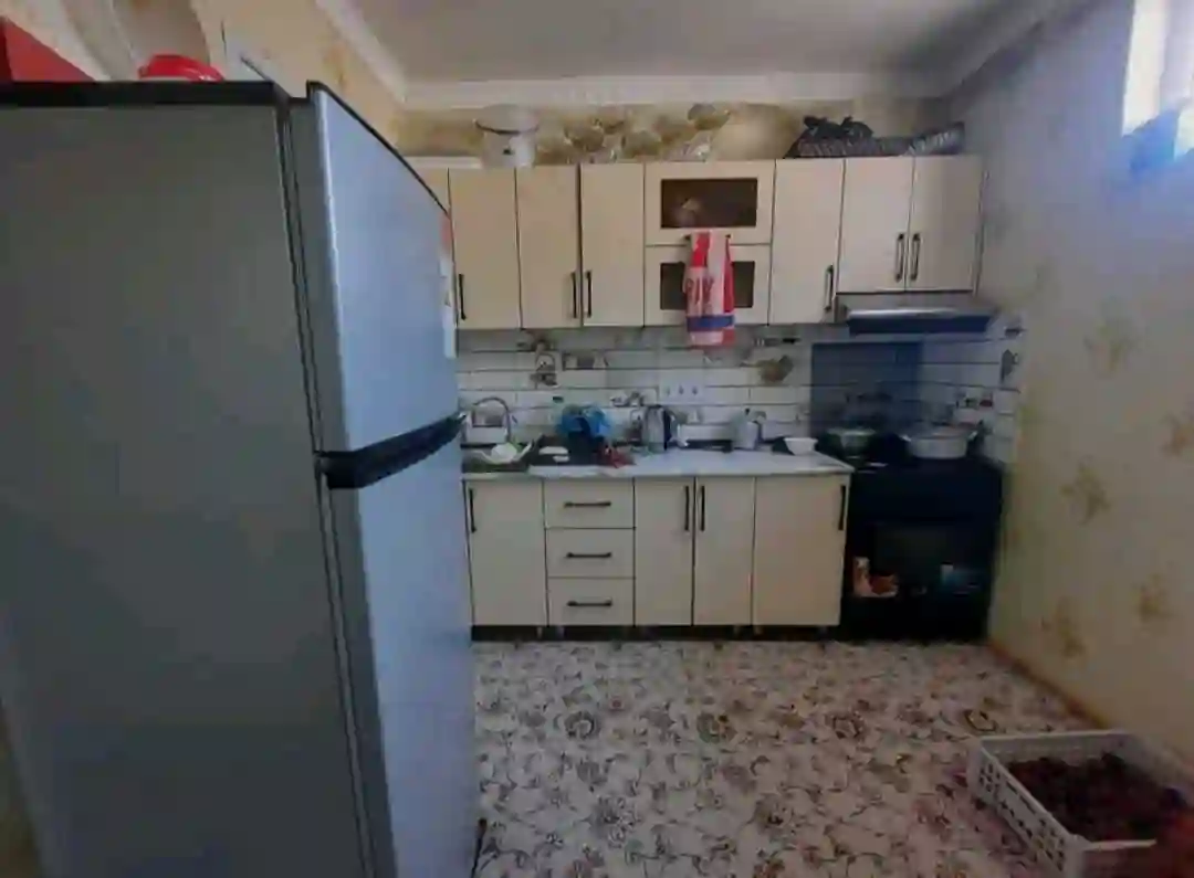 2-к квартира, 3 этаж, 57 м², Фирдавси