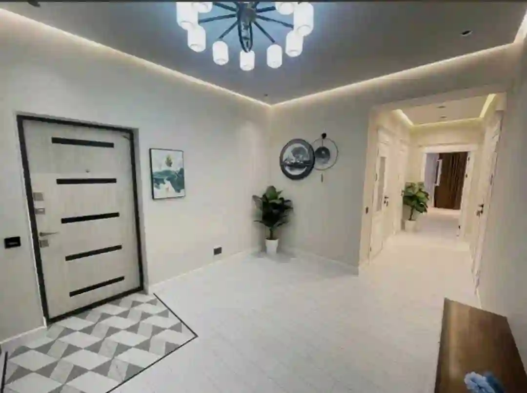 3-к квартира, 12 этаж, 95 м², Фирдавси