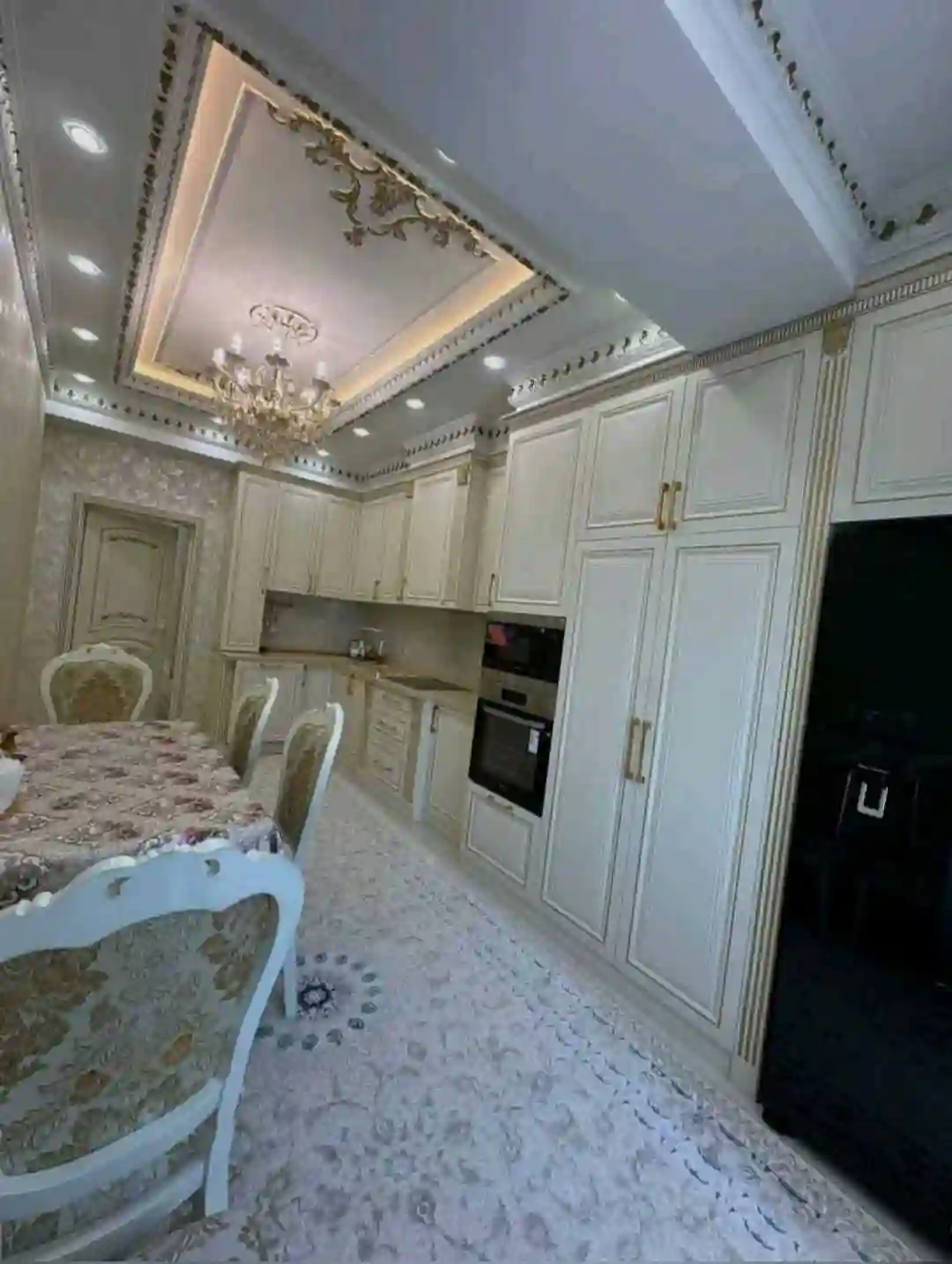 3-к квартира, 12 этаж, 124 м², Шохмансур