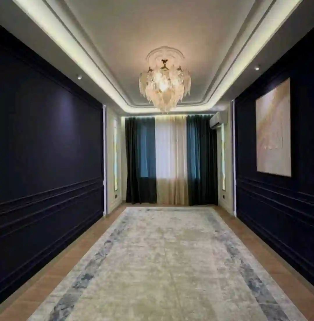 3-к квартира, 9 этаж, 125 м², Худжанд