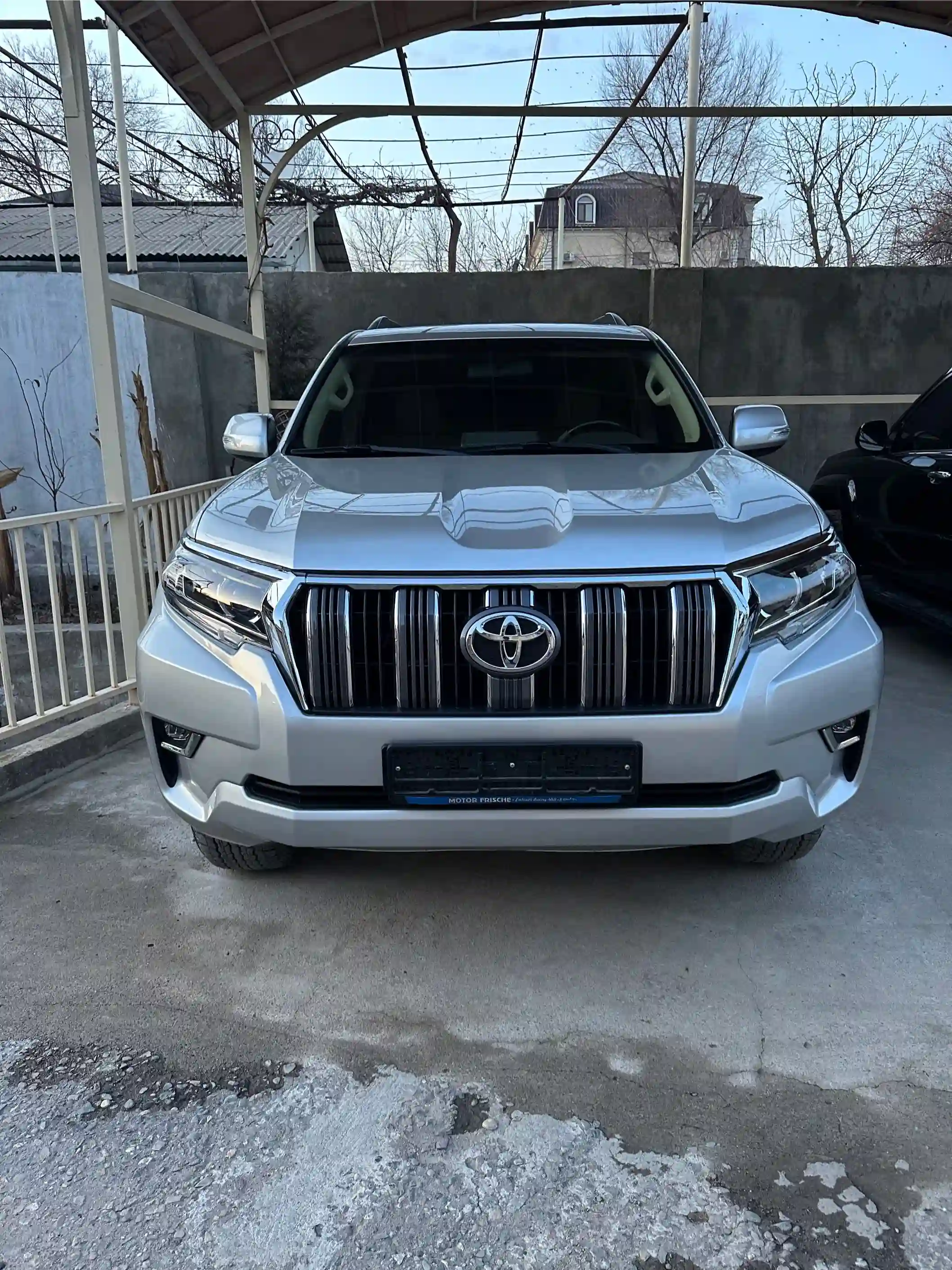 Toyota Land cruiser prado 2014