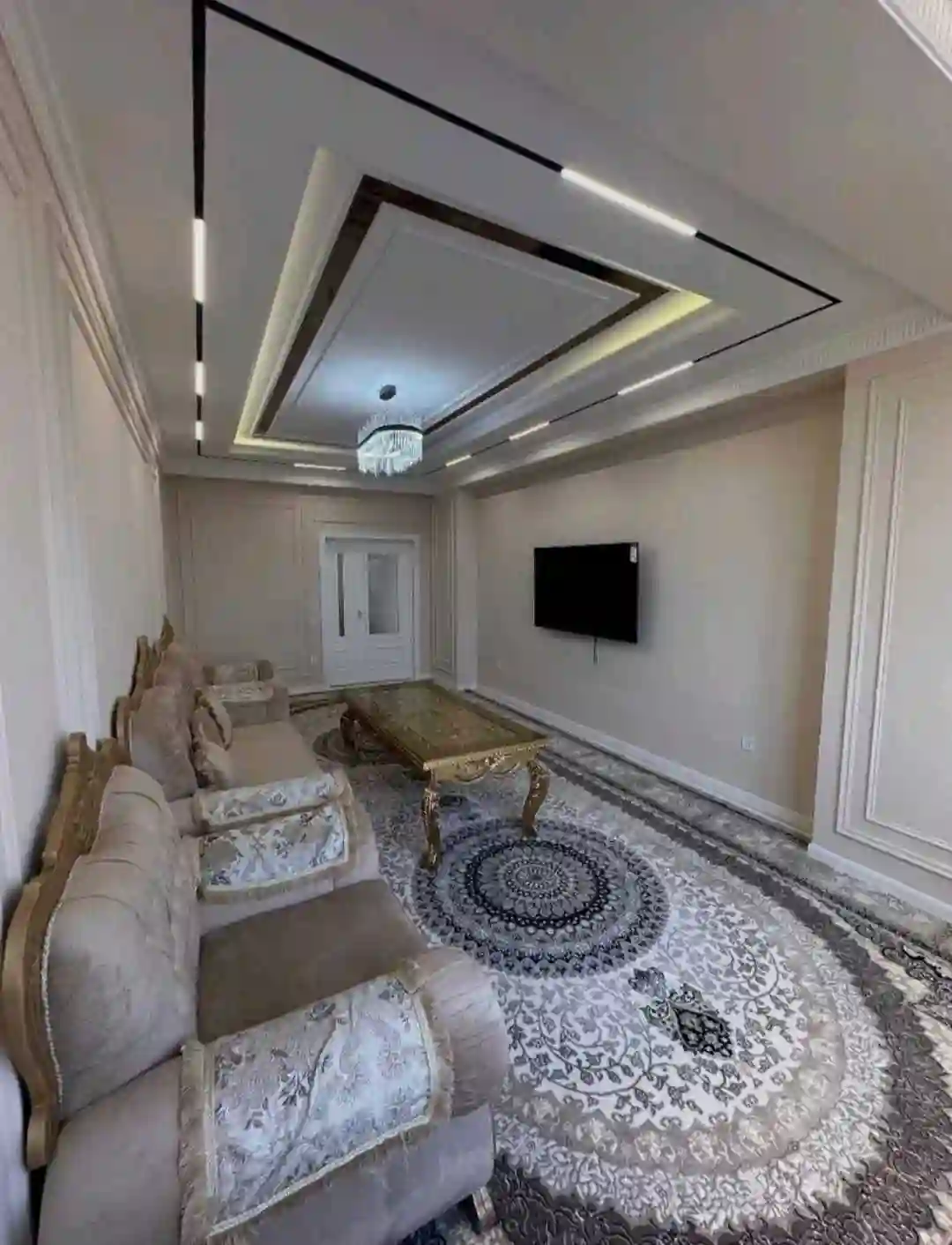 4-к квартира, 12 этаж, 131 м², Шохмансур
