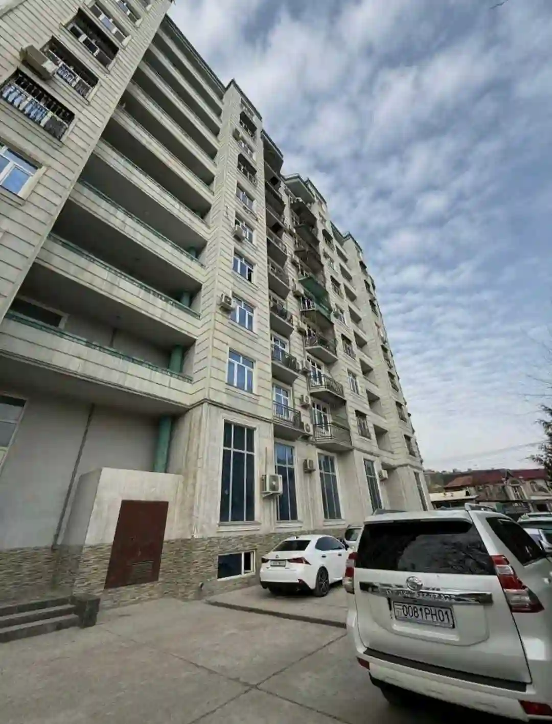 3-к квартира, 2 этаж, 120 м², Исмоил Сомони