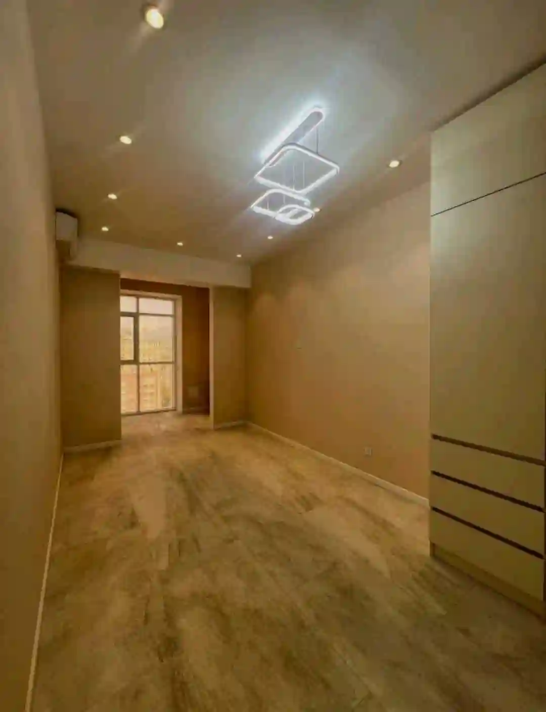 3-к квартира, 16 этаж, 90 м², Шохмансур