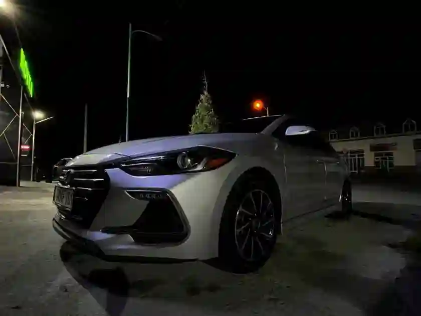 Hyundai Elantra 2018