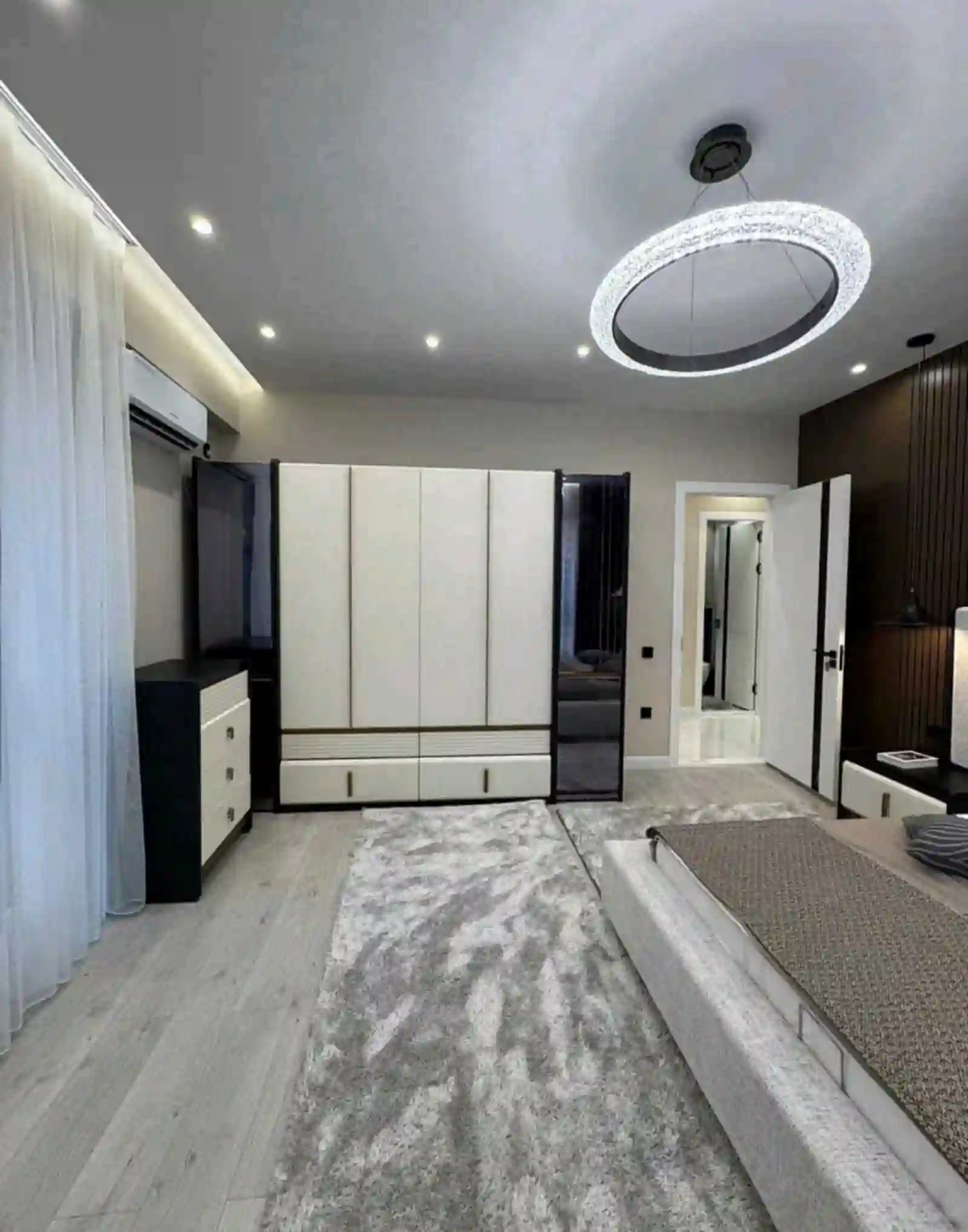 3-к квартира, 10 этаж, 132 м², Шохмансур