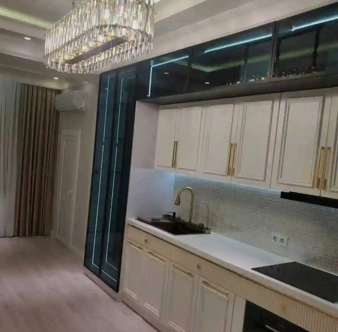 4-к квартира, 6 этаж, 172 м², Шохмансур