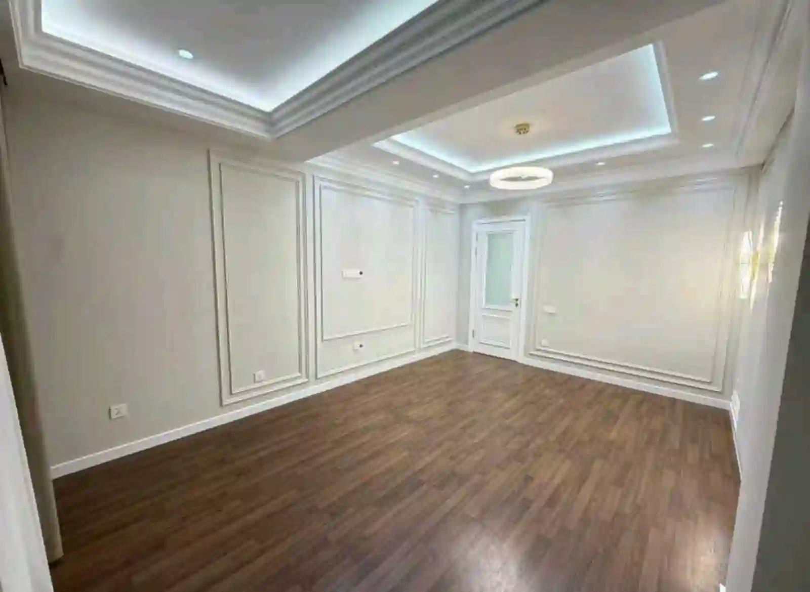 2-к квартира, 3 этаж, 76 м², Шохмансур