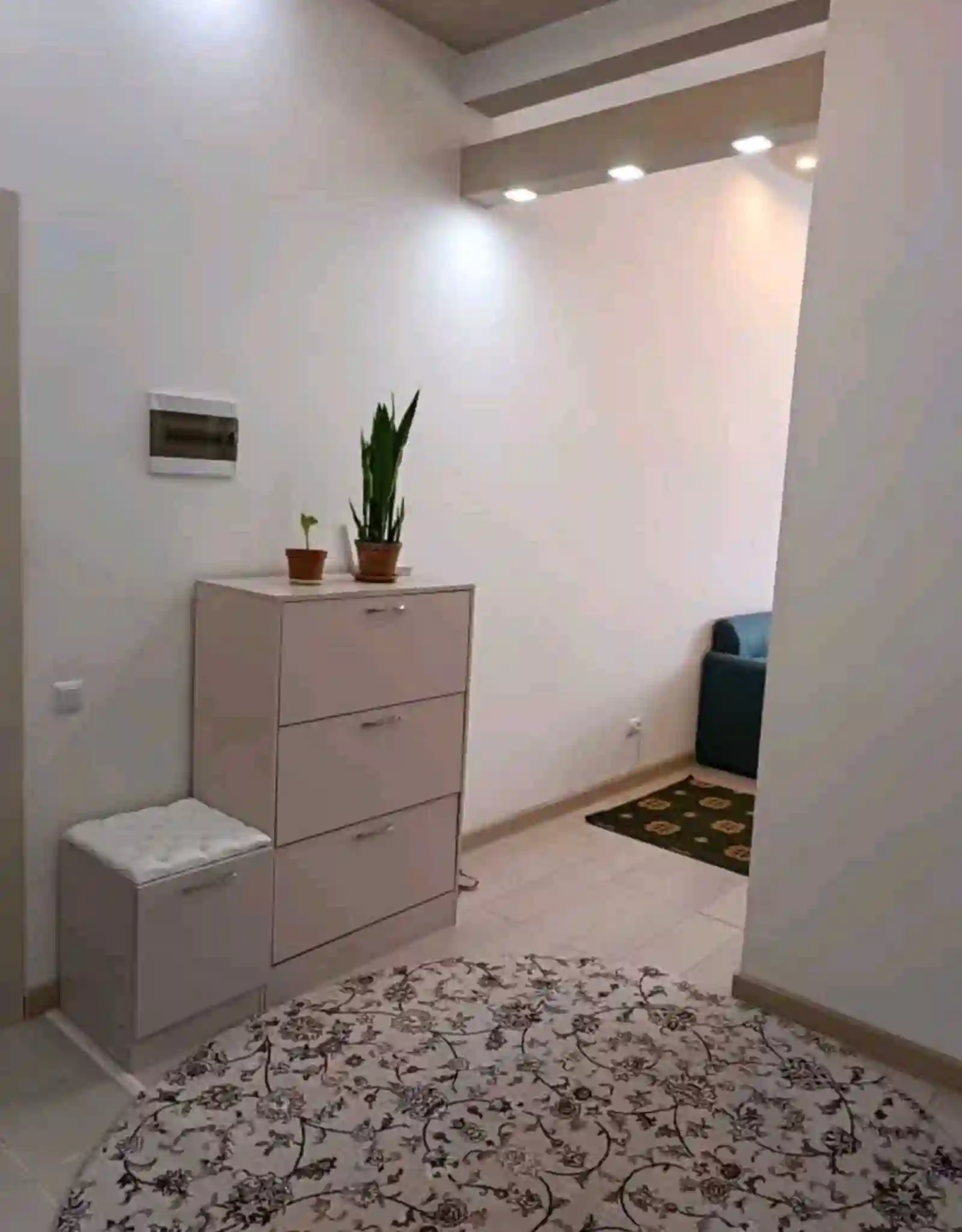 3-к квартира, 16 этаж, 81 м², Шохмансур