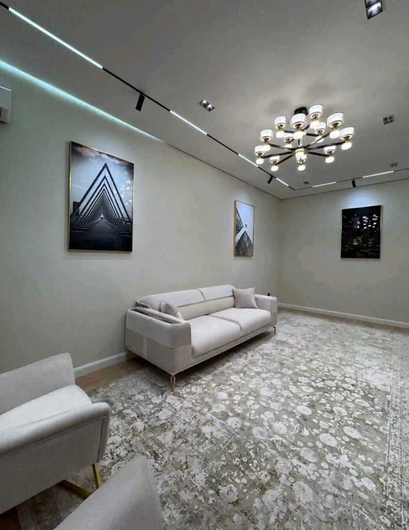 2-к квартира, 10 этаж, 75 м², Шохмансур
