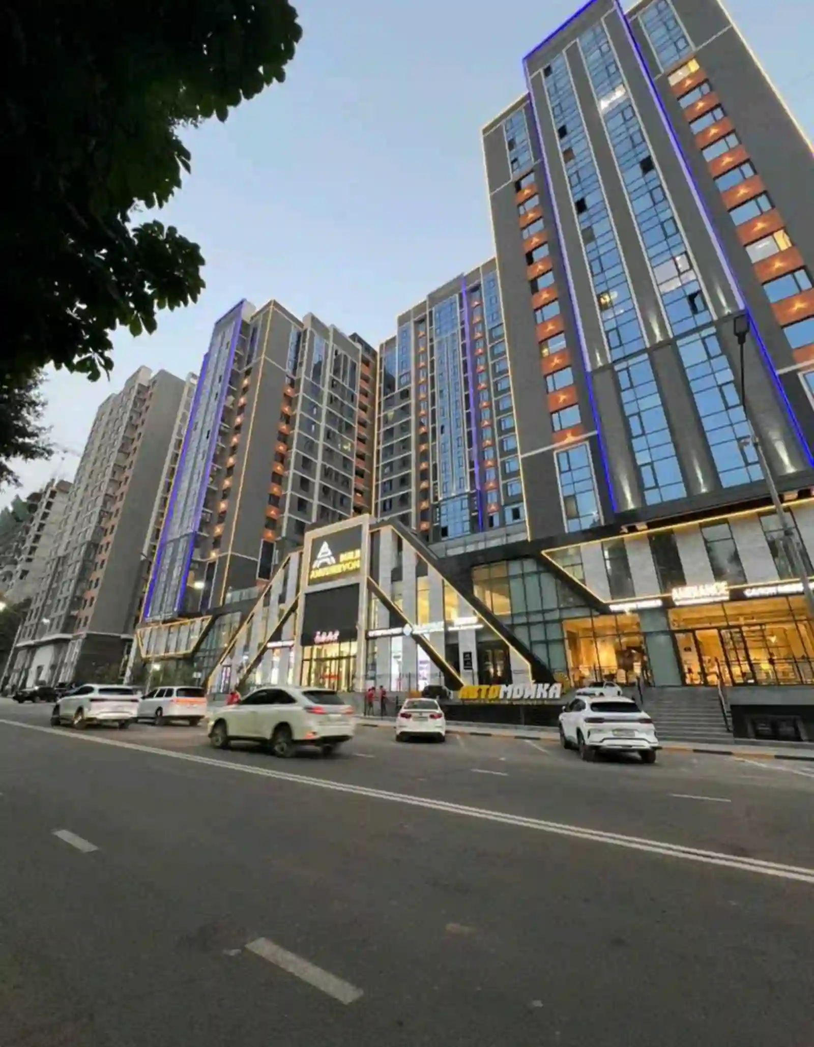 3-к квартира, 16 этаж, 98 м², Исмоил Сомони
