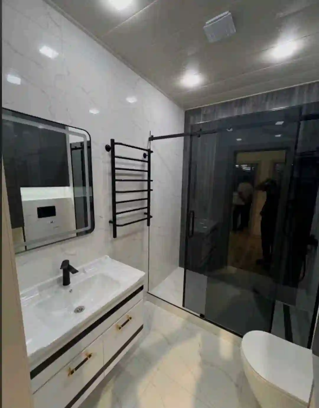 2-к квартира, 3 этаж, 53 м², Сино