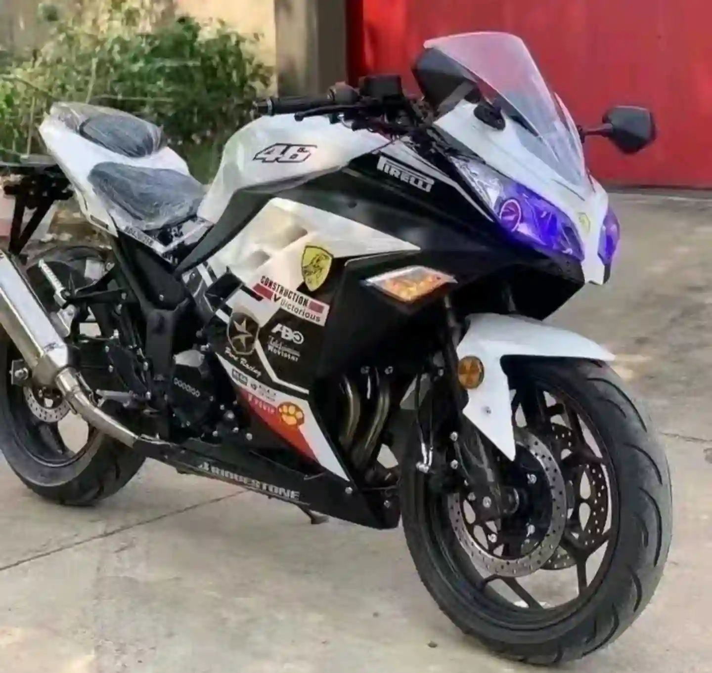 Kawasaki Ninja 200c  — миниатюра 5